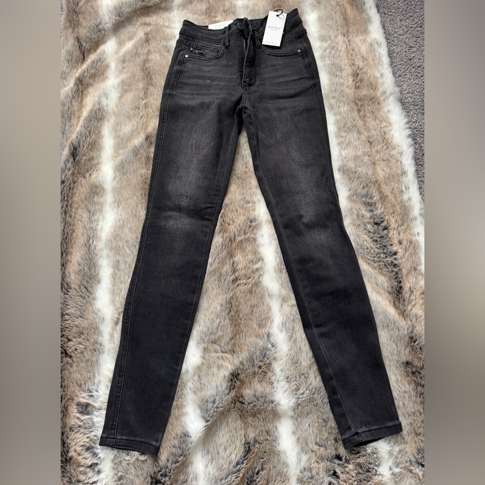 NWT Judy Blue Women's Black Skinny Fit Jeans Mid Rise